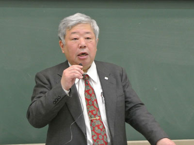 狩谷道生氏