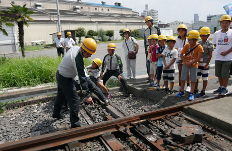 職場見学：大阪メトロ 緑木車両工場