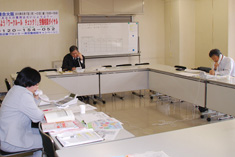 構成組織からも労働相談対応のために14人が協力をした。